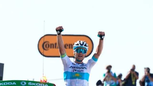 Lutsenko ganó la sexta etapa, en la que hubo tregua en la montaña. (Foto: @LeTour)