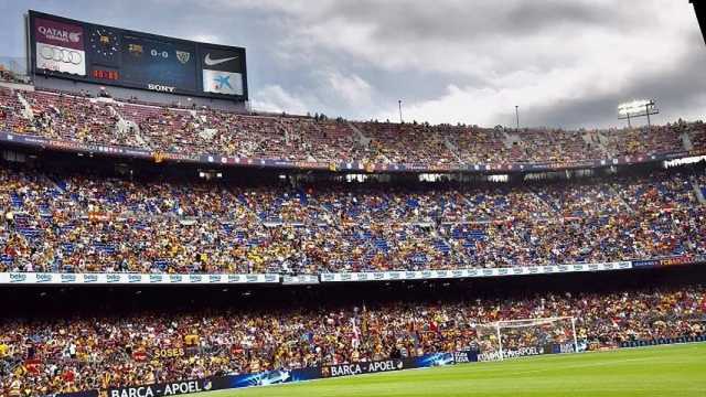 Camp Nou, partido de La Liga. (Foto: Wikimedia)